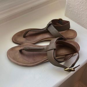 Fossil Leather Sandal- Size 6